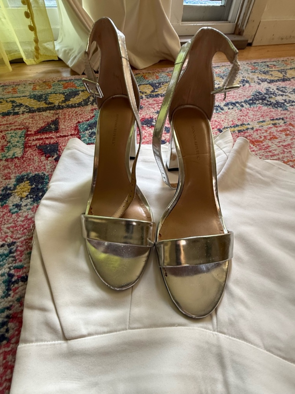 Banana Republic Metallic Silver Open-Toe Ankle Strap Heels 9.5